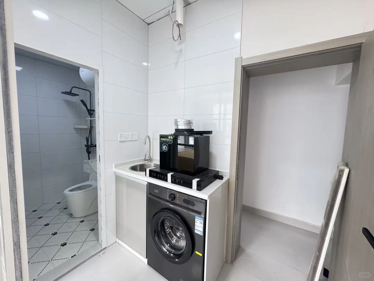 2号线国家会展中心急转西郊家园朝南大主卧