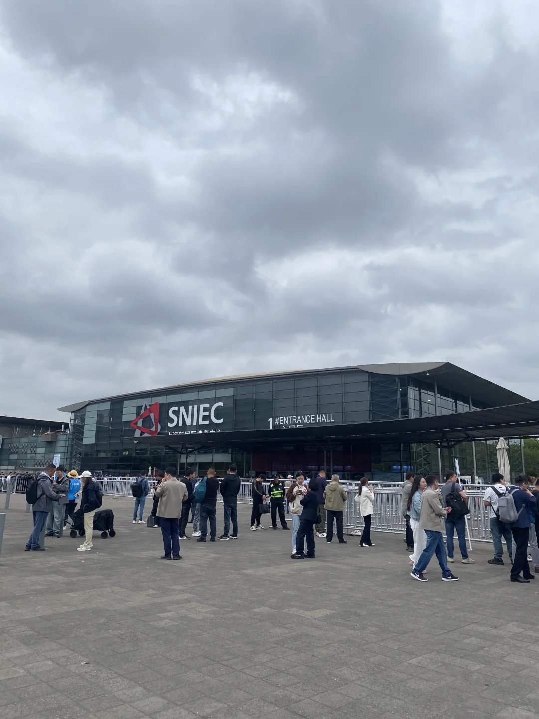 小白怎么开启展会翻译之路? (1)