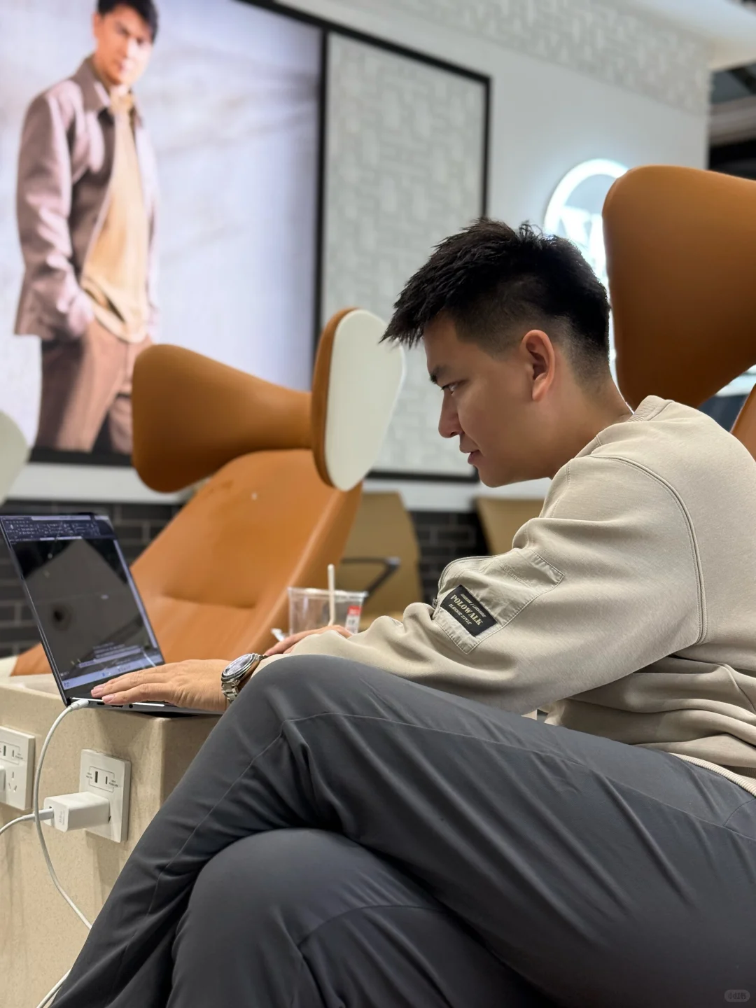 设计师的修行，永远在路上。广州见✈️