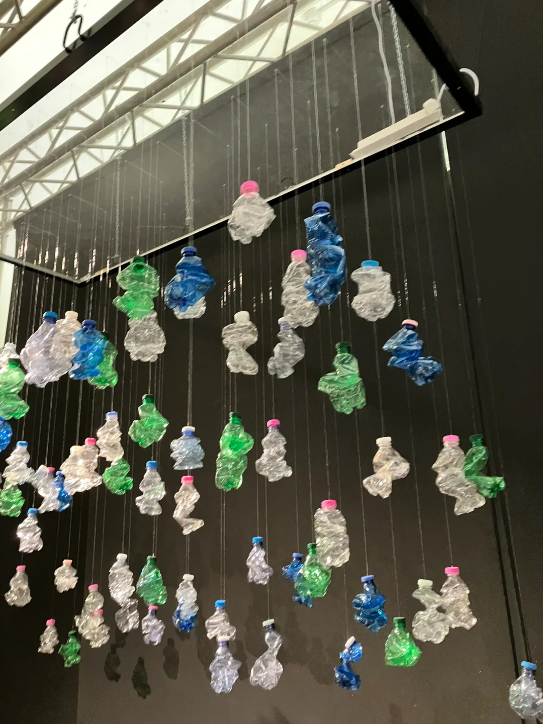 跟我一起去看展 2025米兰设计周