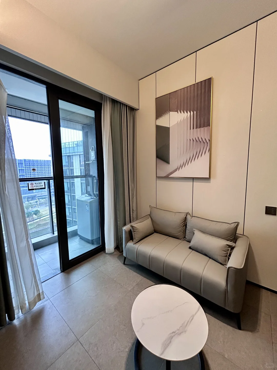 会展湾水岸河海双景保养不错?