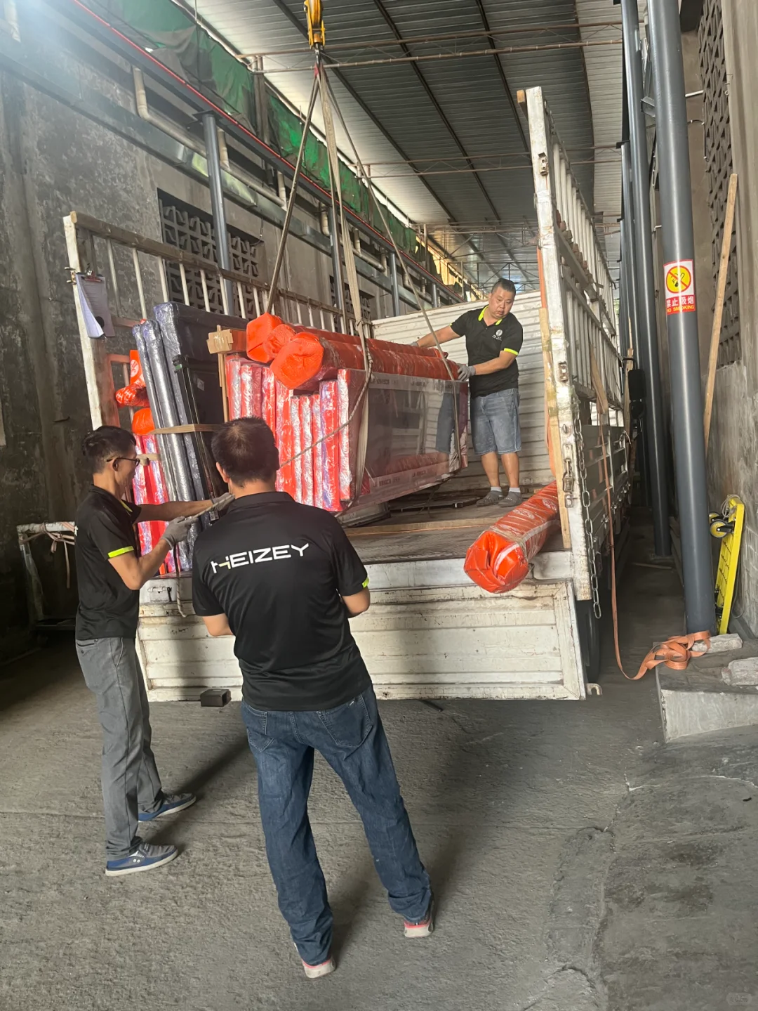 真敢说！选门窗商家不如先选工厂！