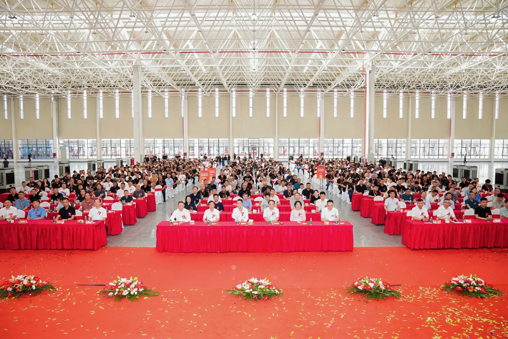 新品发布会现场图片直播