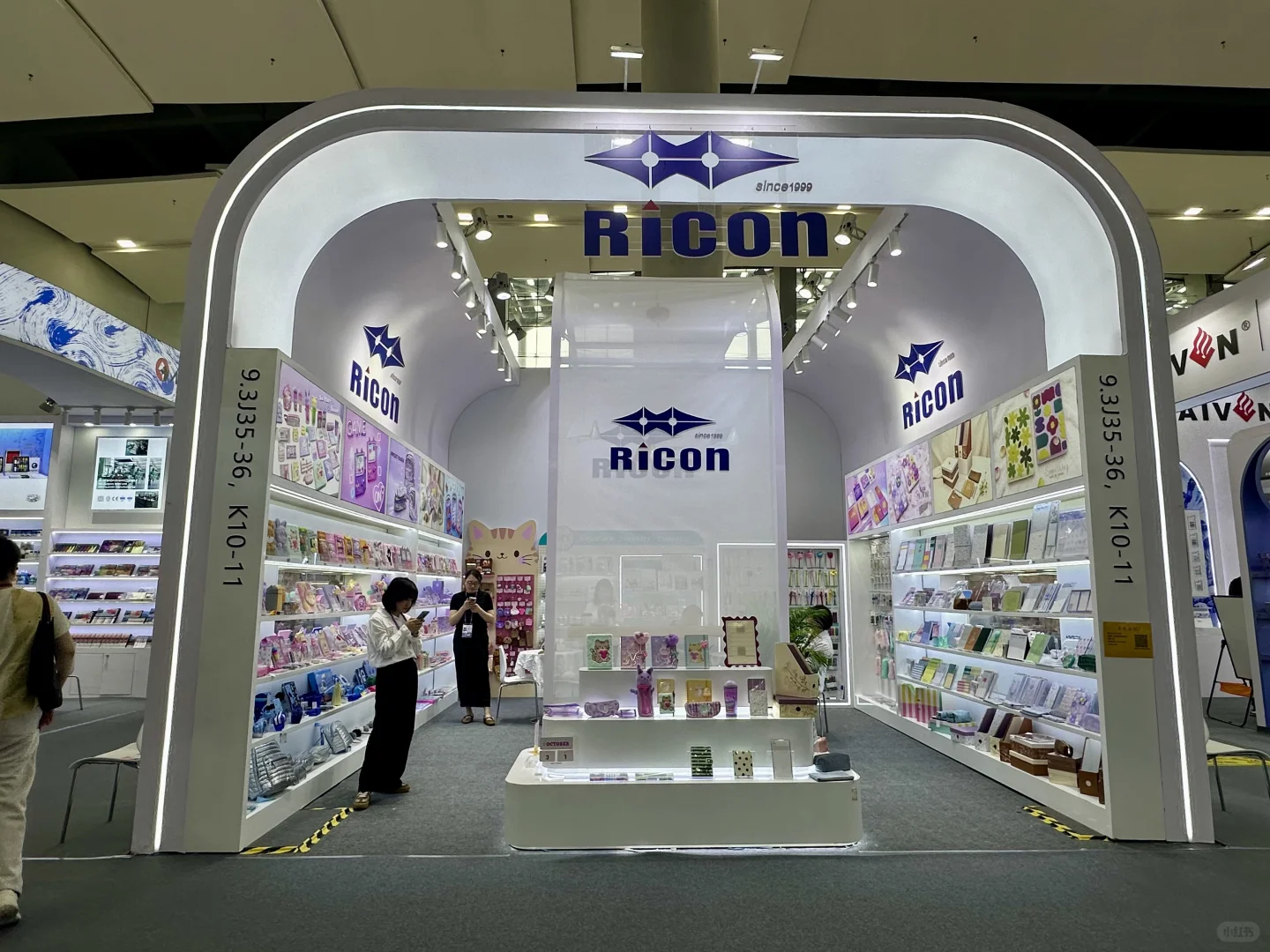 广交会极简展台大曝光！原来极简风是这样的