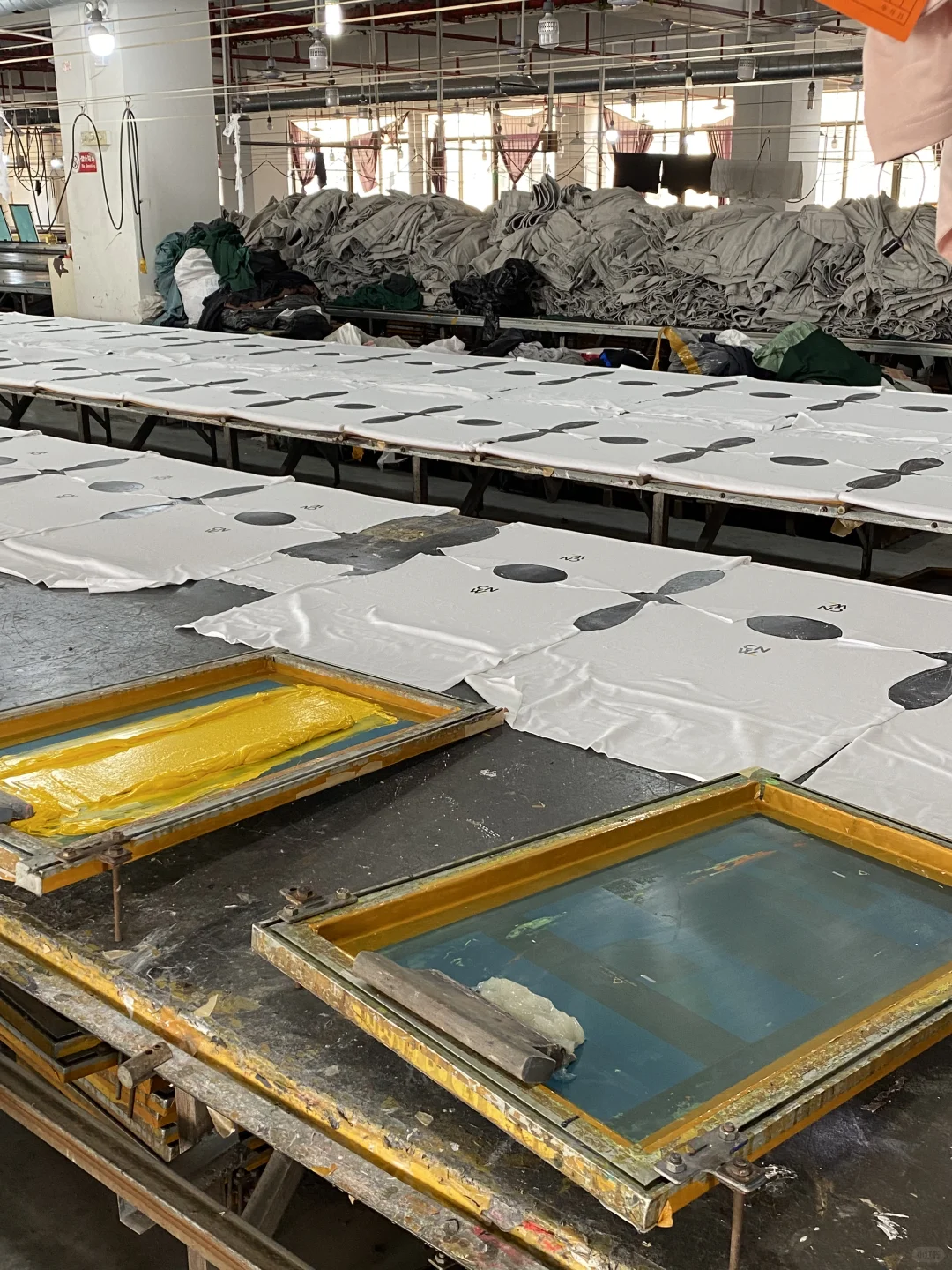 闯入彩虹工厂！揭秘一件t恤印花的诞生