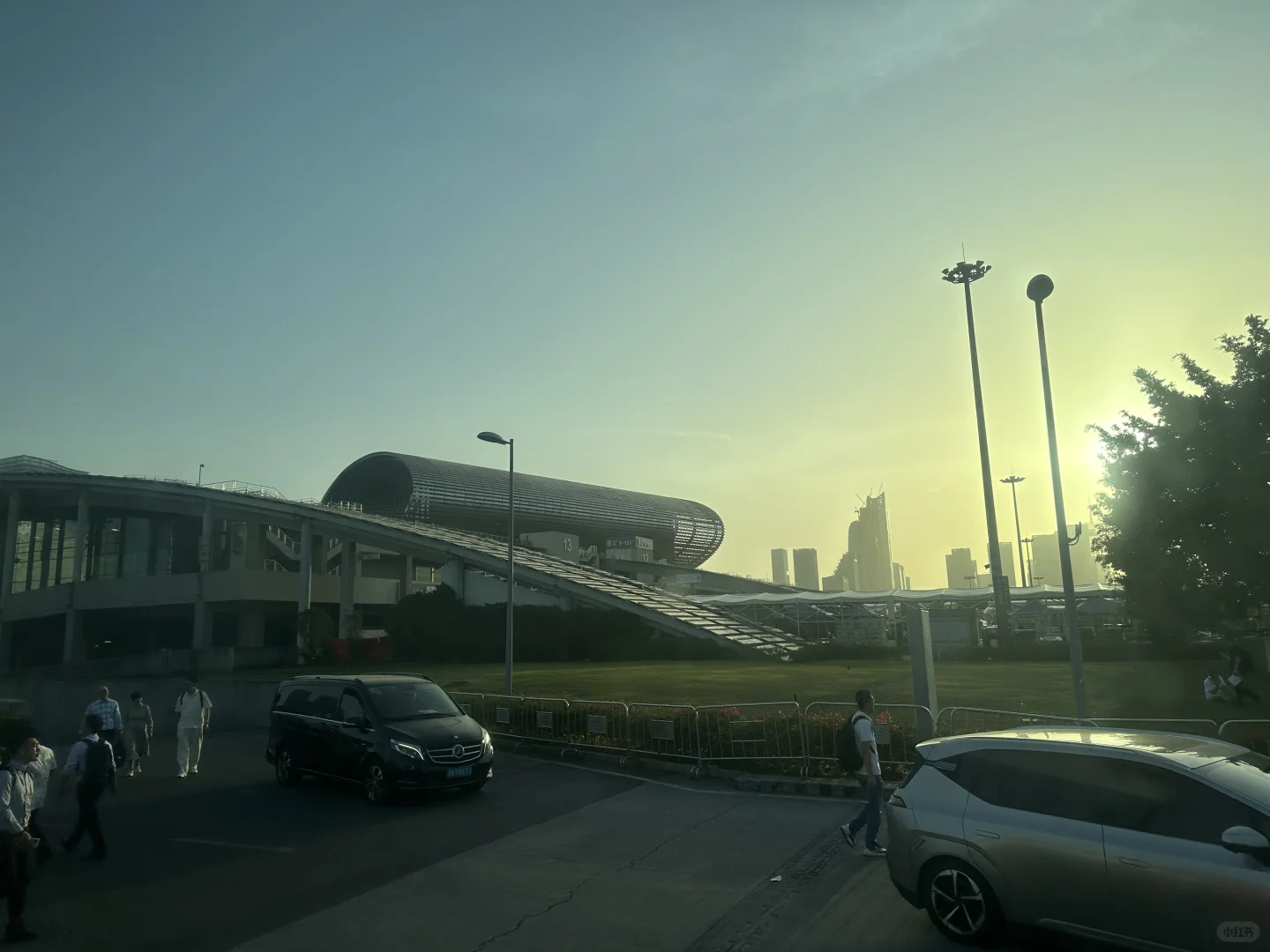 广交会第第二天结束✌?你们展位人多吗？