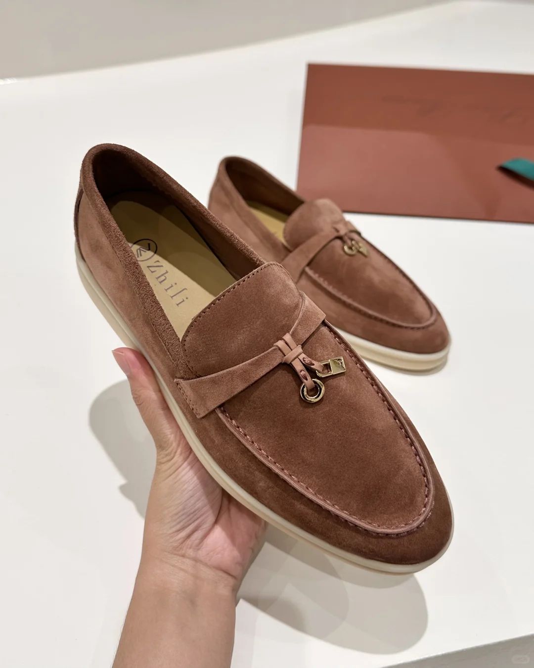 用意大利进口胎牛绒做的乐福鞋