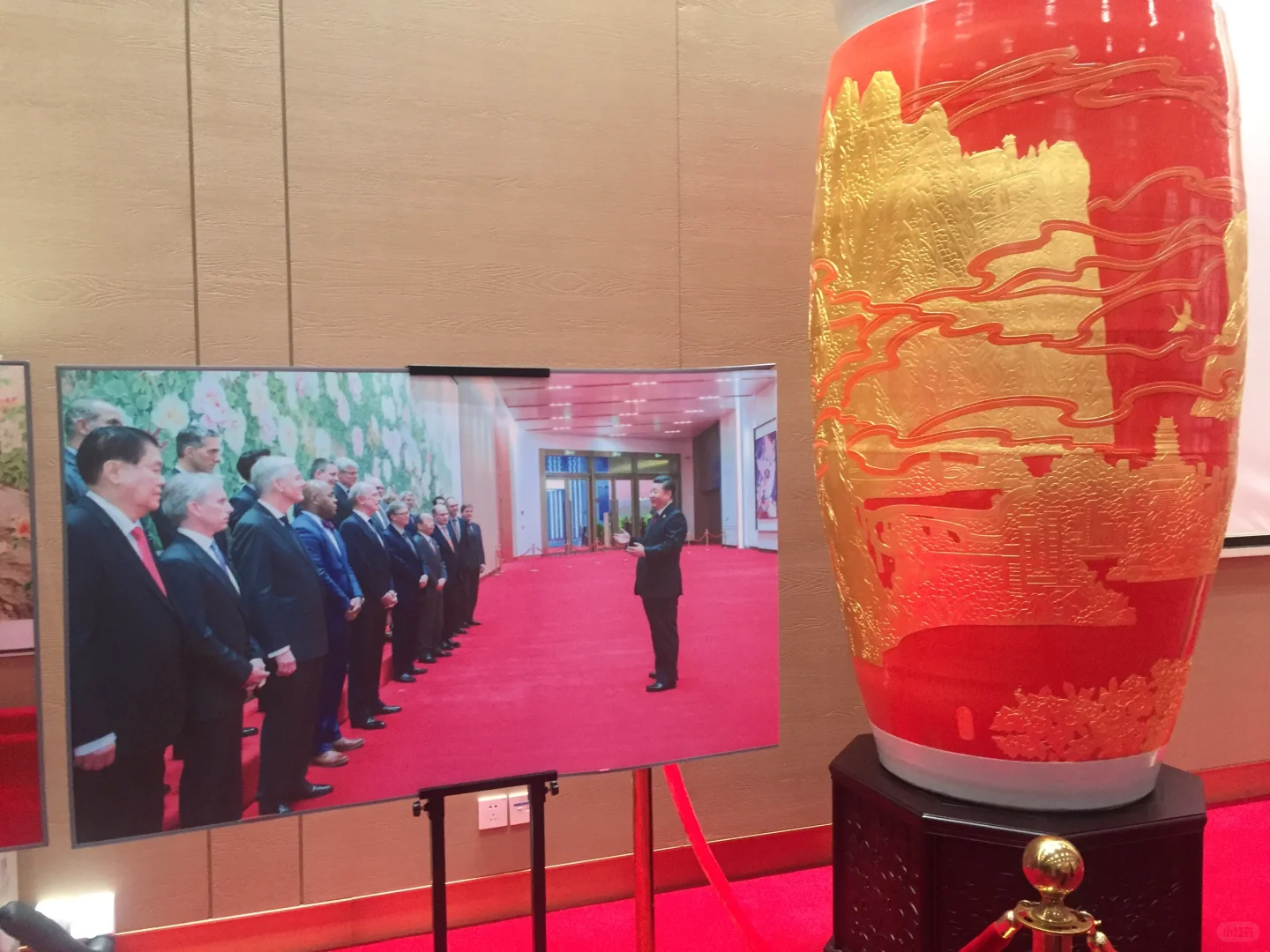 在中国看世界，让世界看中国?