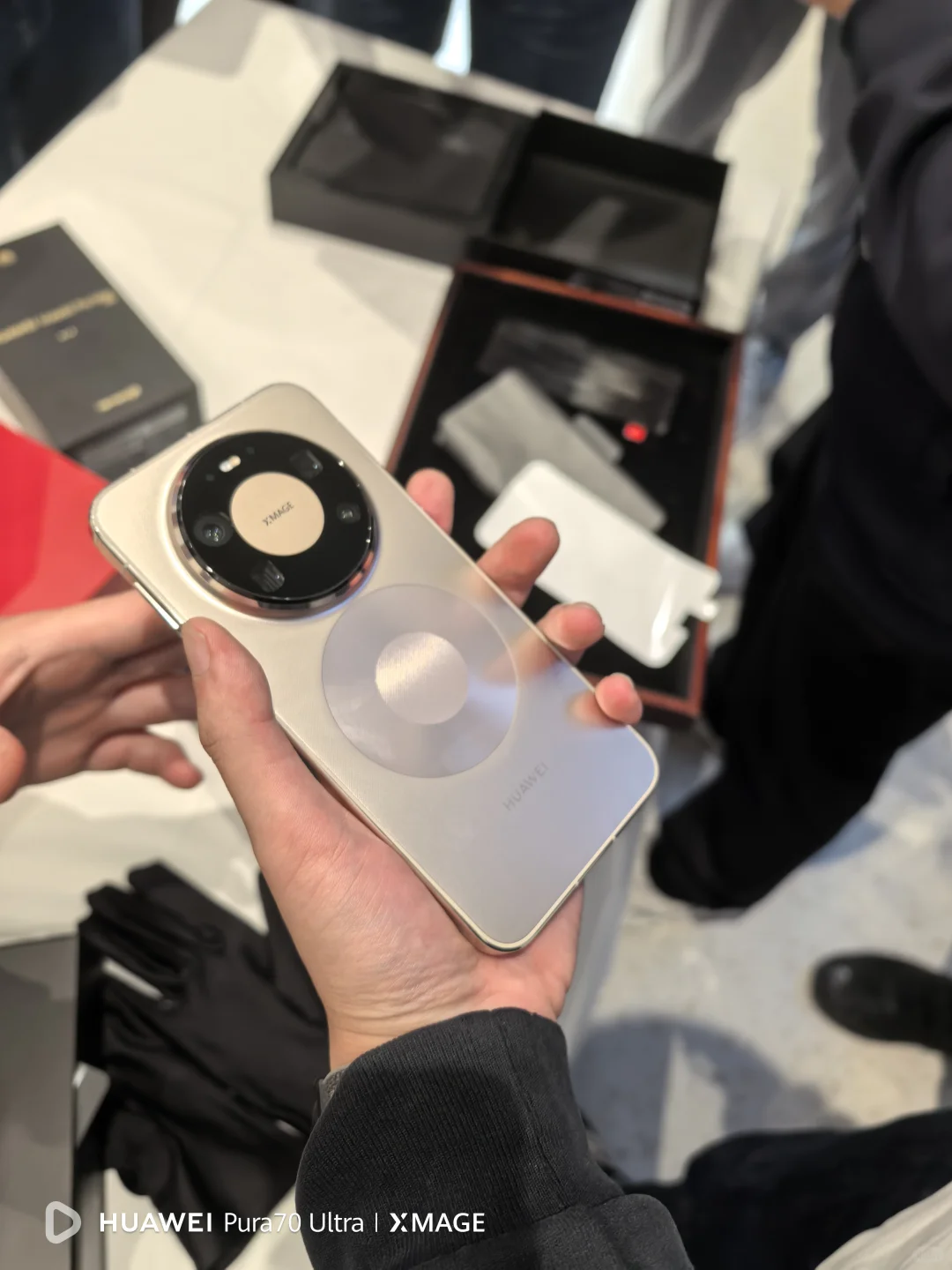 华为与花粉的双向奔赴-Mate系列新品会