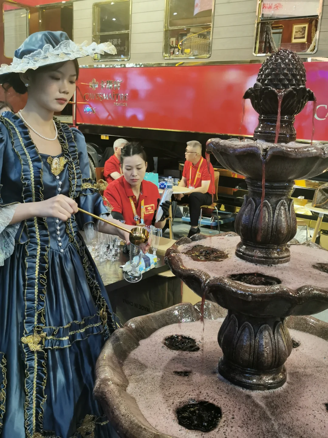 好累啊，进博会走2万步路，巧克力吃到撑