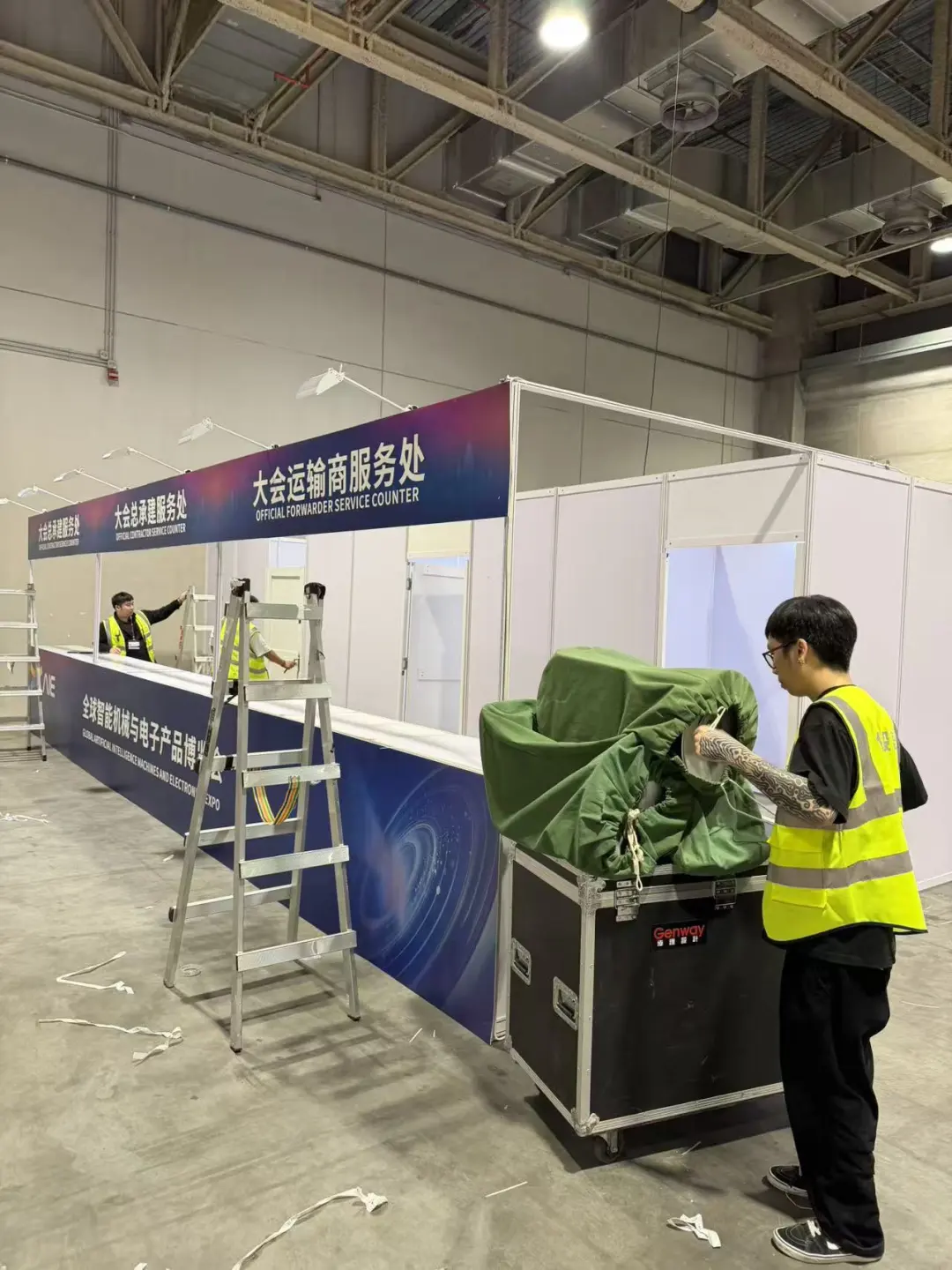 澳门AIE电子展倒计时！倬汇主场搭建ing⋯