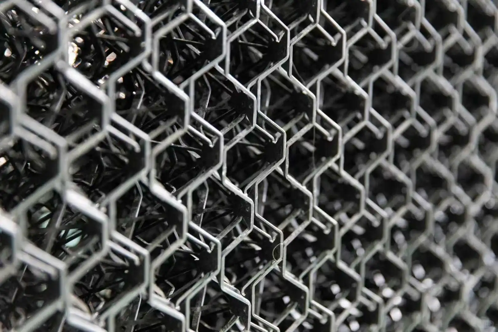 养殖设备一站式采购：养猪场除臭网