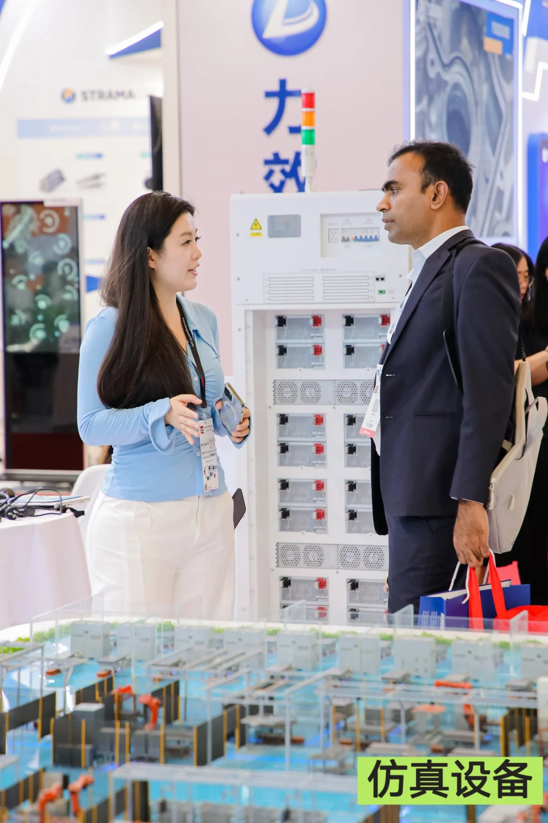 逛智博会挖到宝！5G工厂沙盘太热闹啦～