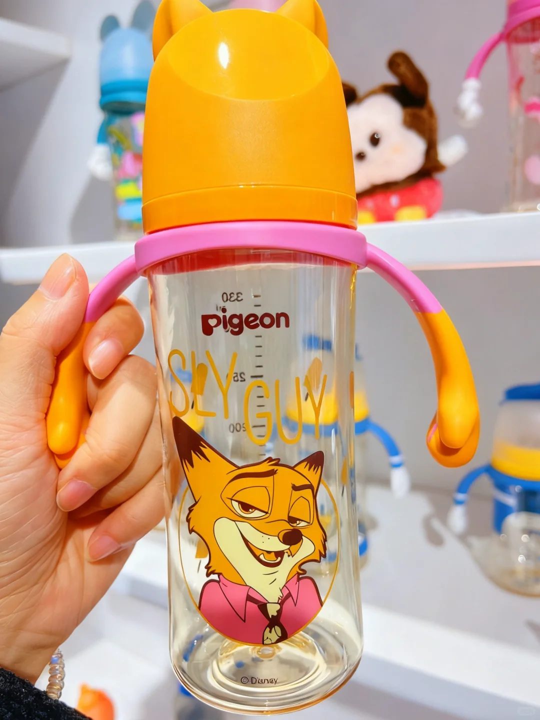 好萌！在进博会看到贝亲疯狂动物城奶瓶啦！