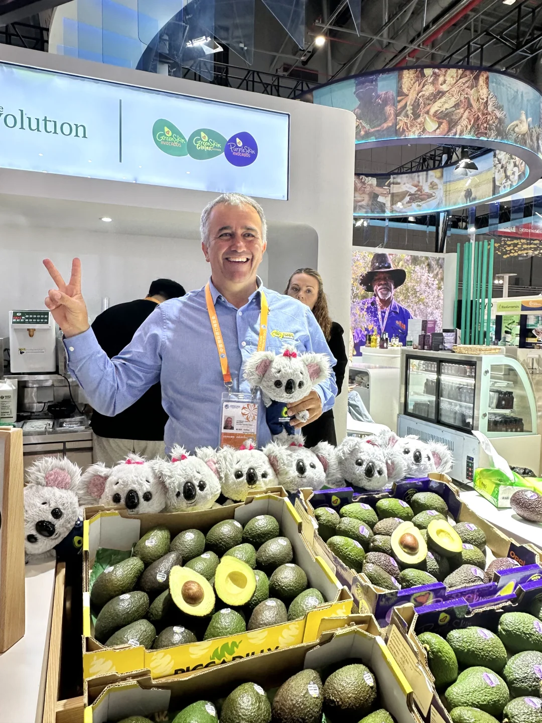 来逛进博会啦 日行两万步?