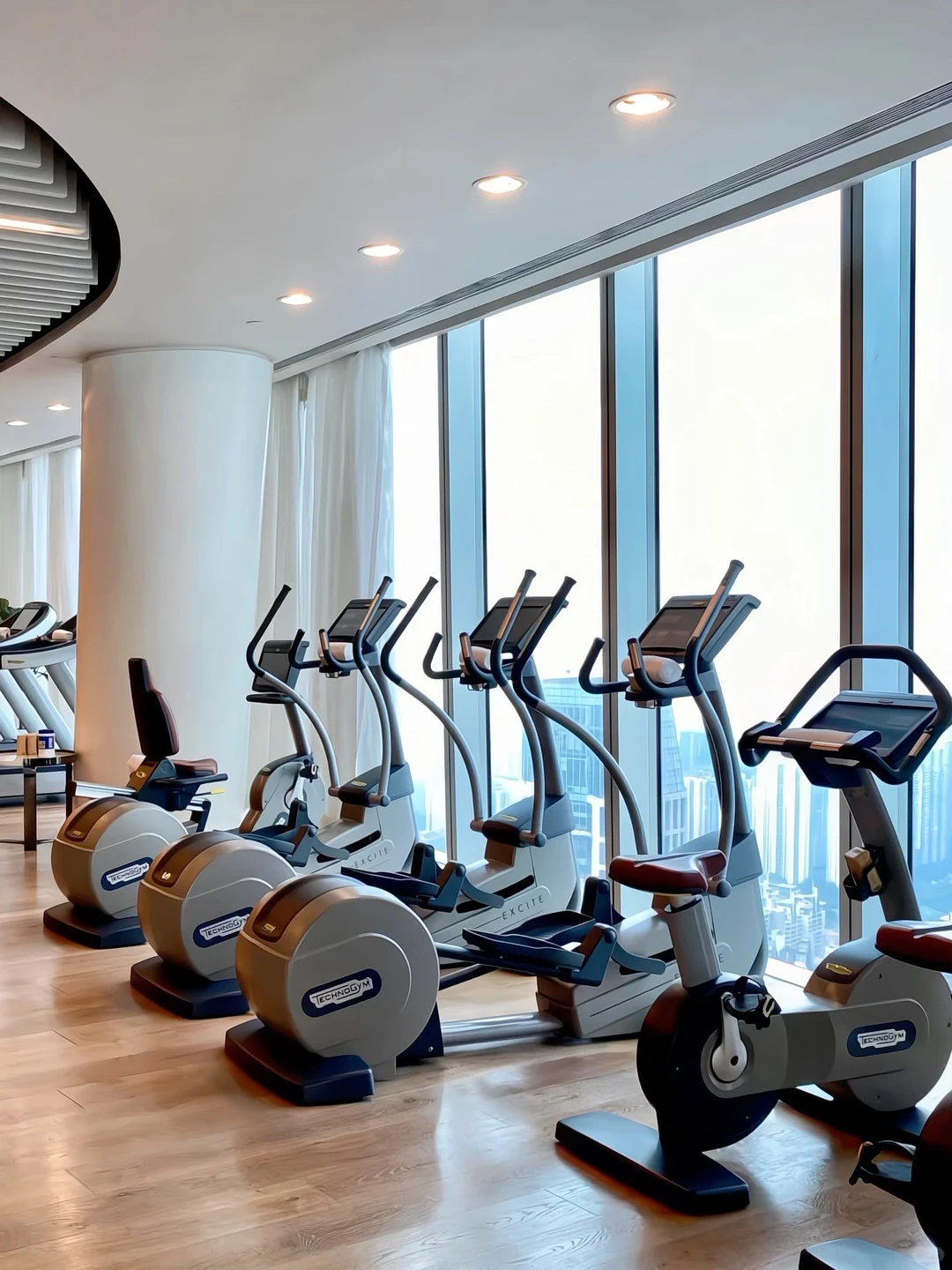 有人去广州吗？（12.2-3.30）急转四季酒店