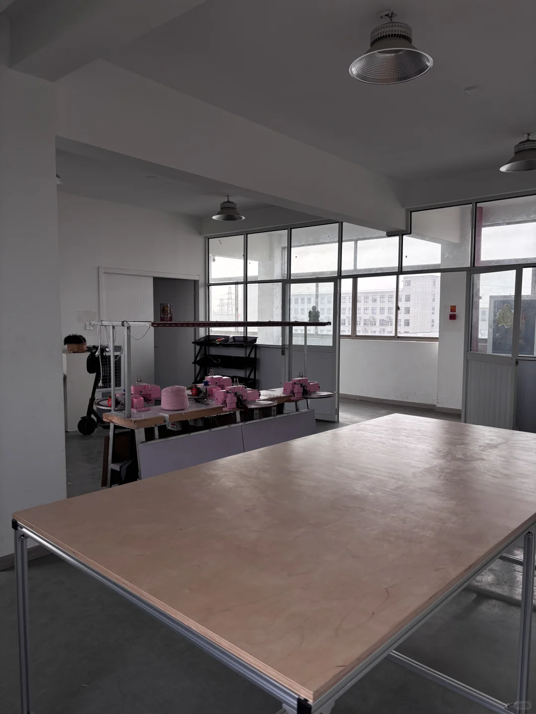 我的羊绒衫工厂开业了?