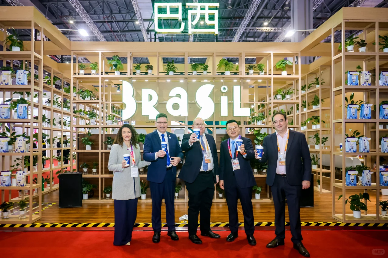 瑞幸成为唯一受邀入驻进博会巴西国家馆品牌