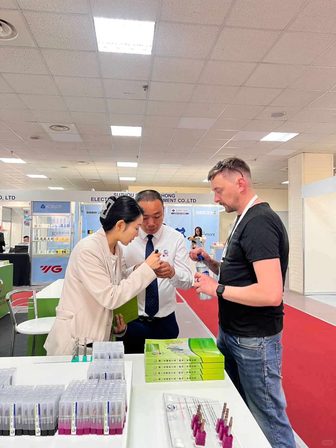 2024金属加工展完美收官， 收获最美工作照！