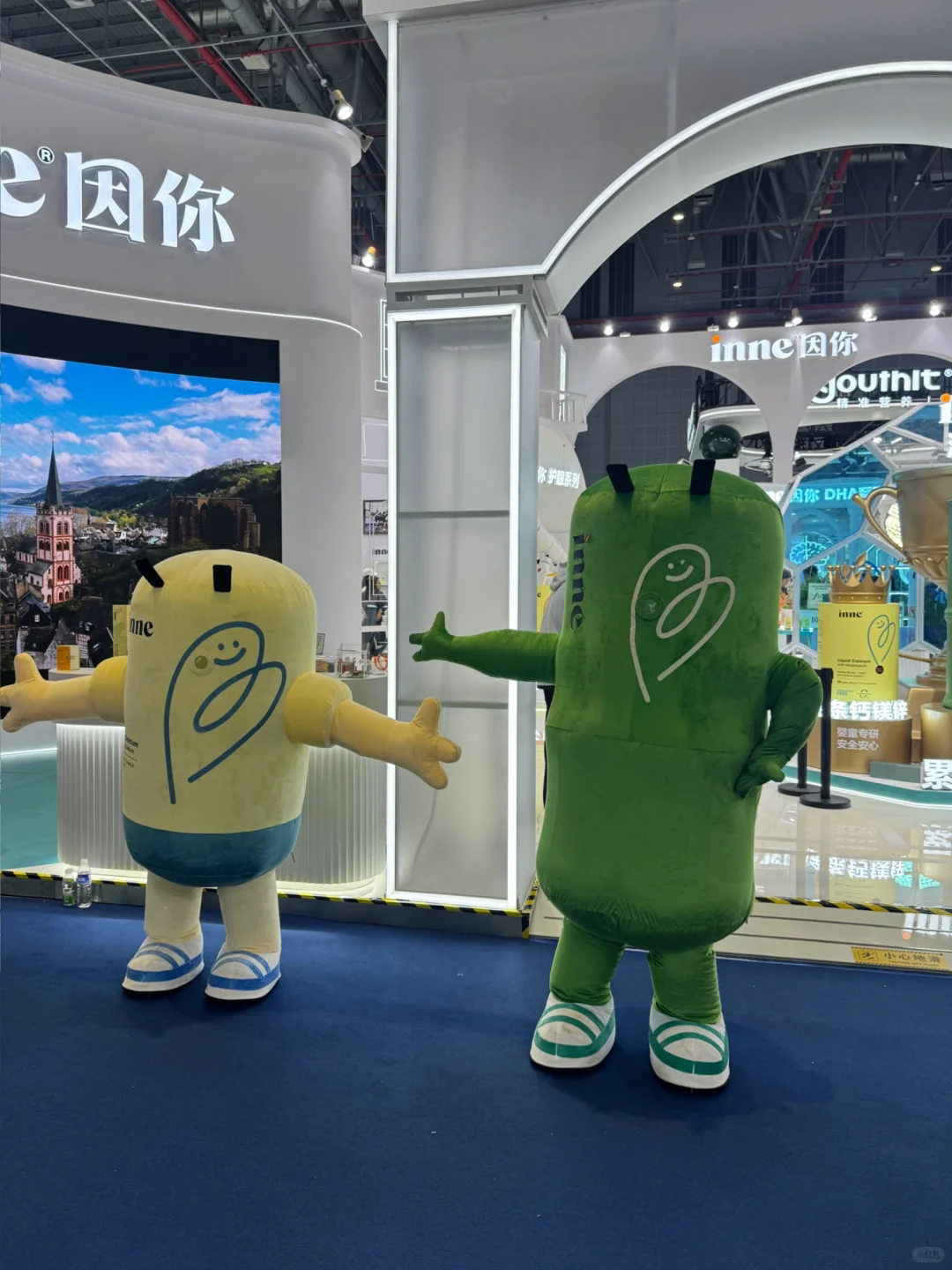 SJTU｜人生第一次参加进博会！