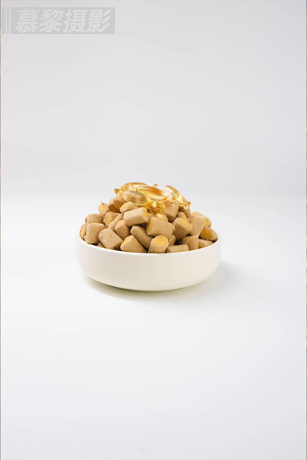 挑战在家拍产品 第11款：宠物猫粮冻干