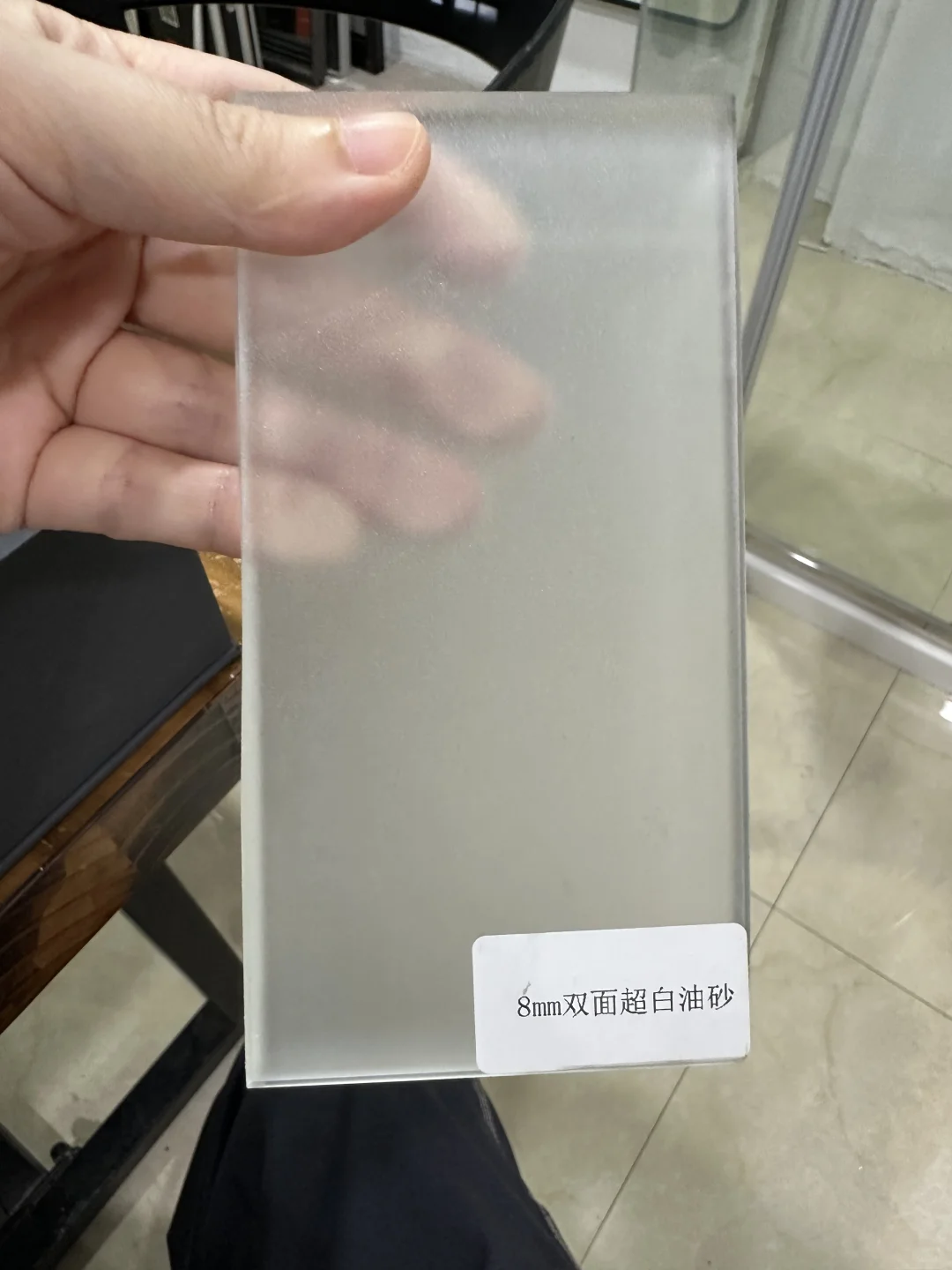 你们做超白油砂多少一平