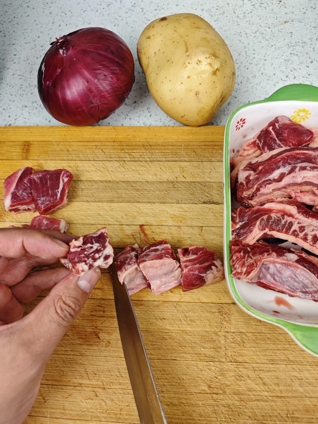 夏天还能一天发100多单？生鲜肉行业南波万