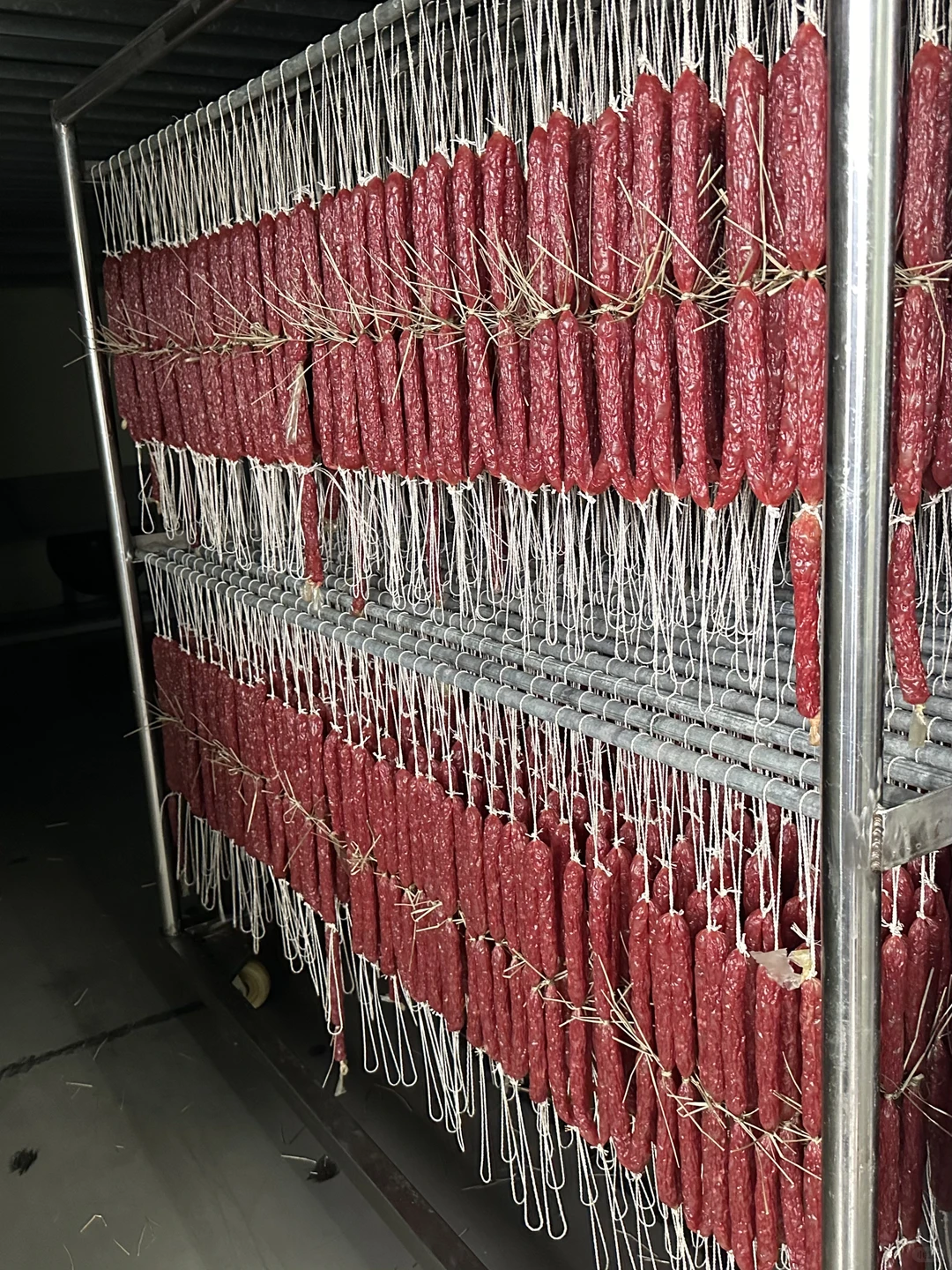 感谢小红书?让我们厂里的腊肠可以卖出去