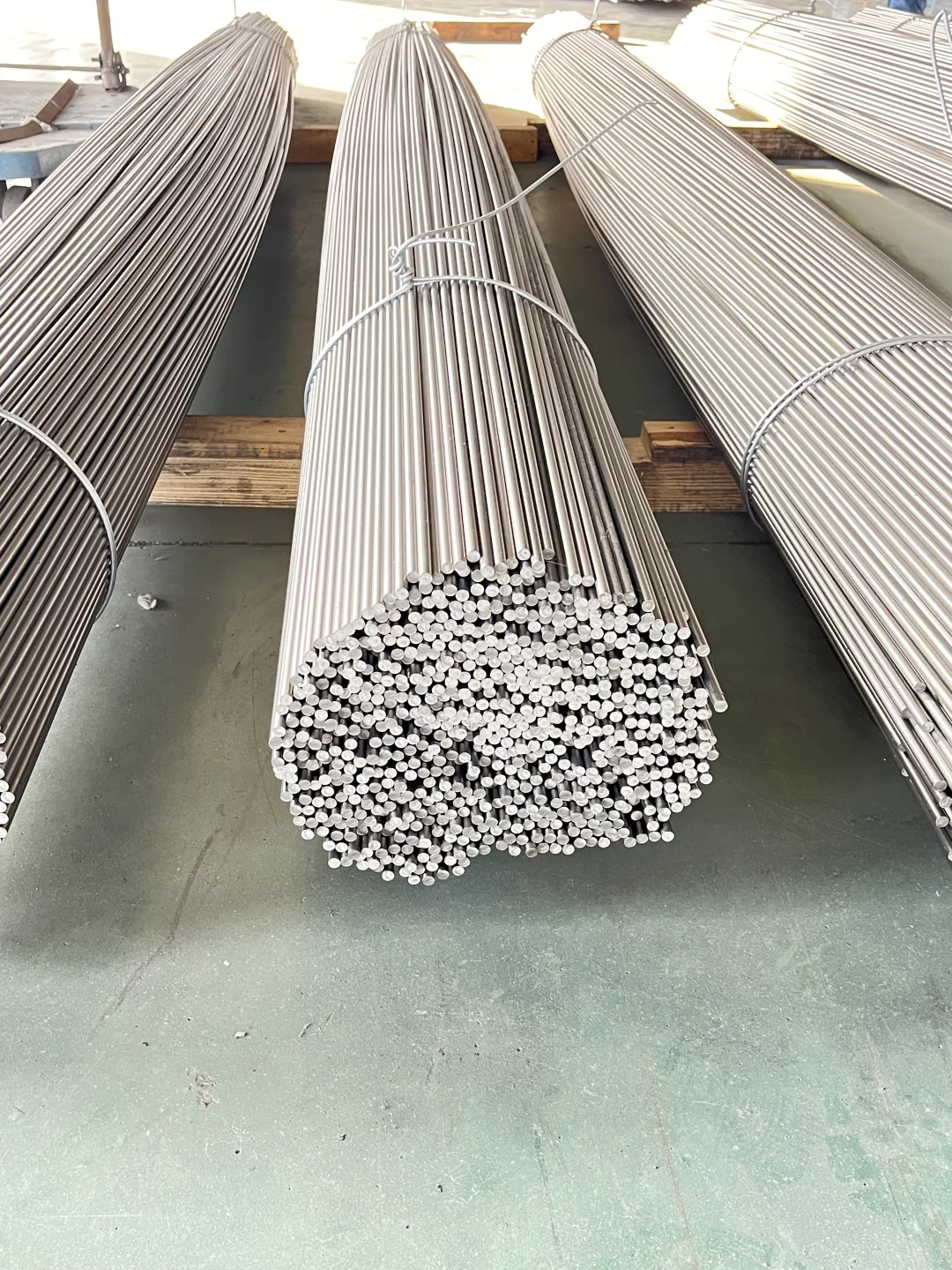 00后毕业女大钢材生卖钢第419天?