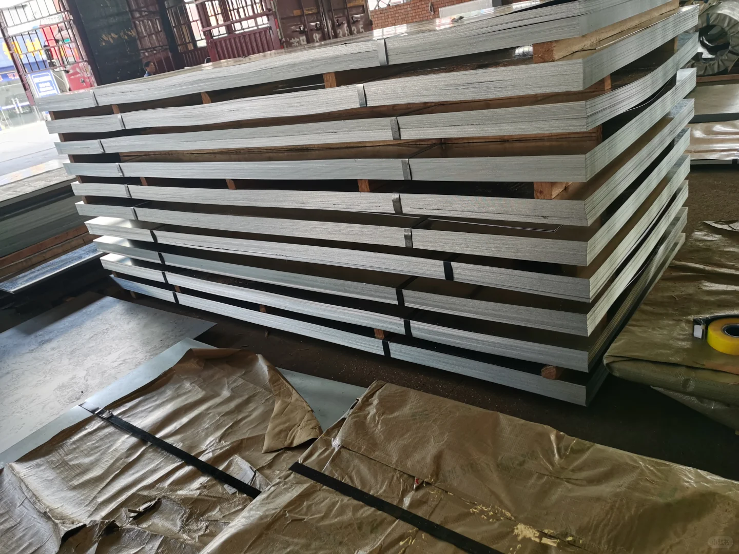 都是钢材，为什么价格差这么多？