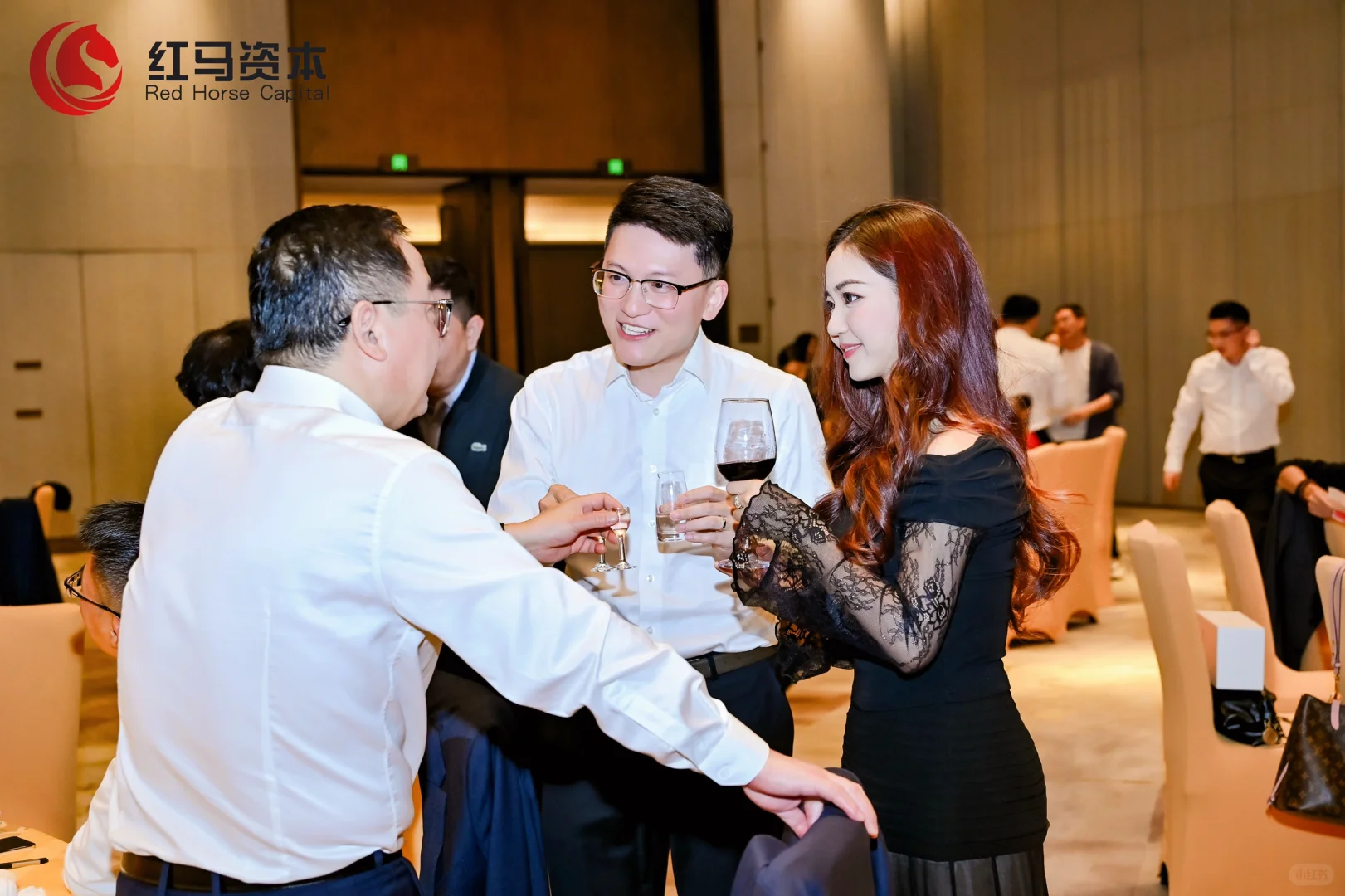 庆祝所投企业成功上市