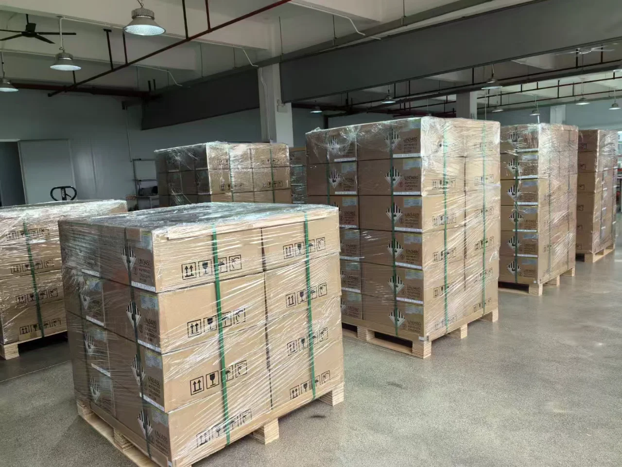 储能工厂寻找外贸公司