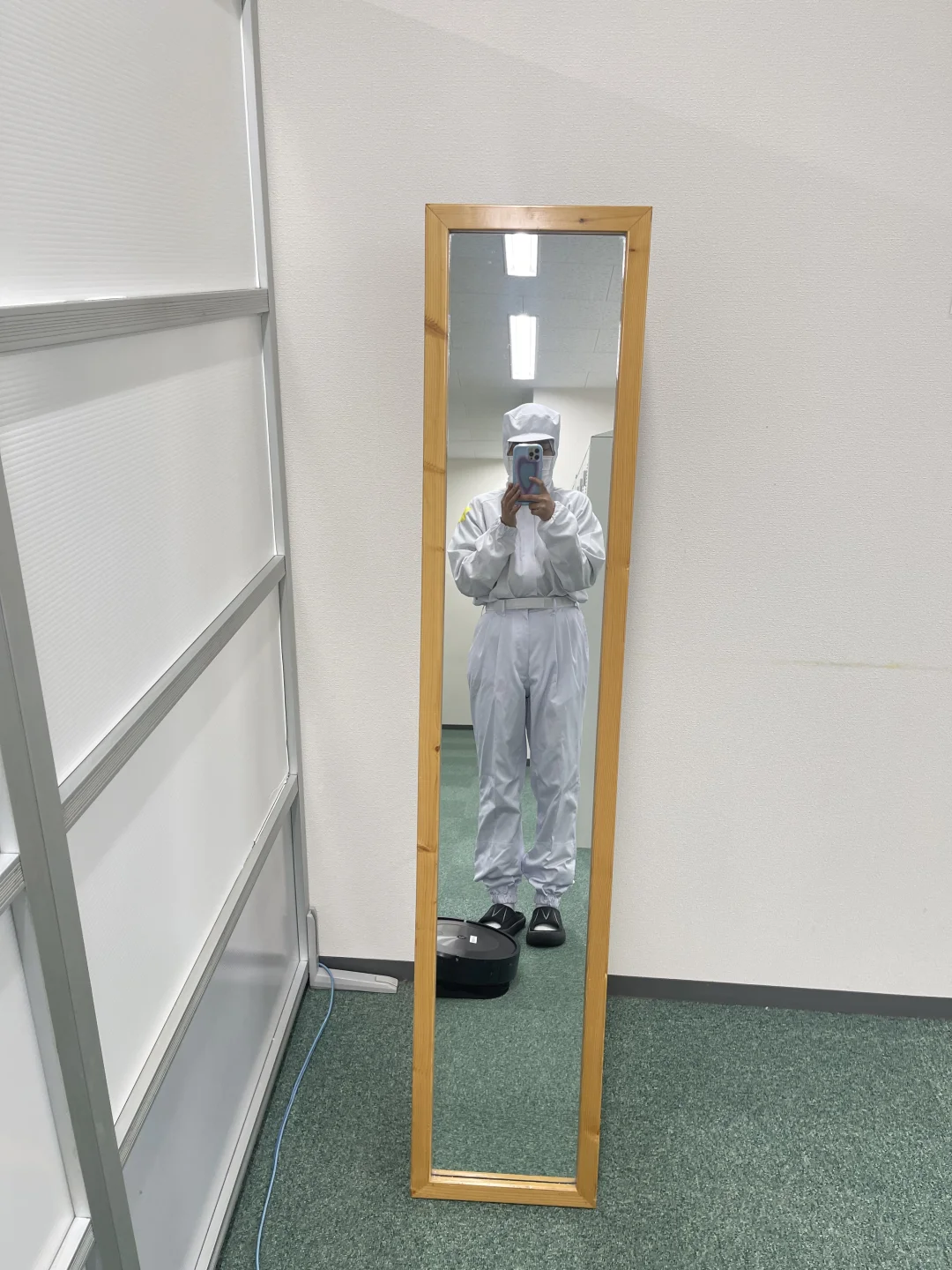 02年女生在日本??干食品加工 上班?下班