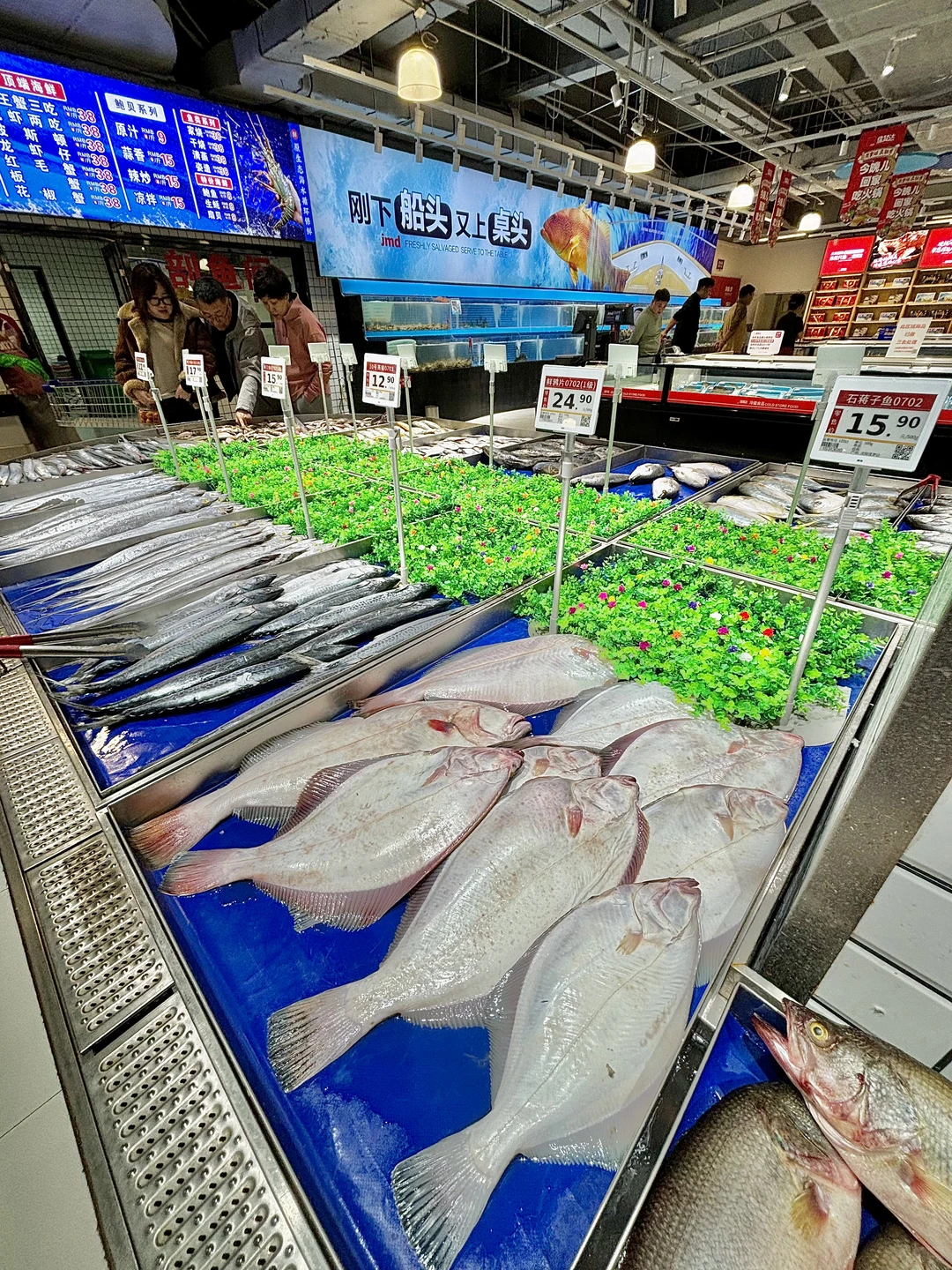 沈阳人速冲！海鲜买完直接免费加工香哭了?