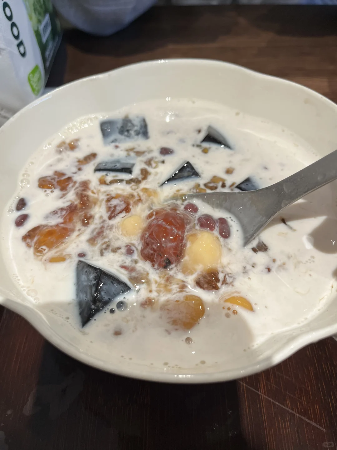 00后毕业女大钢材生卖钢第433天?