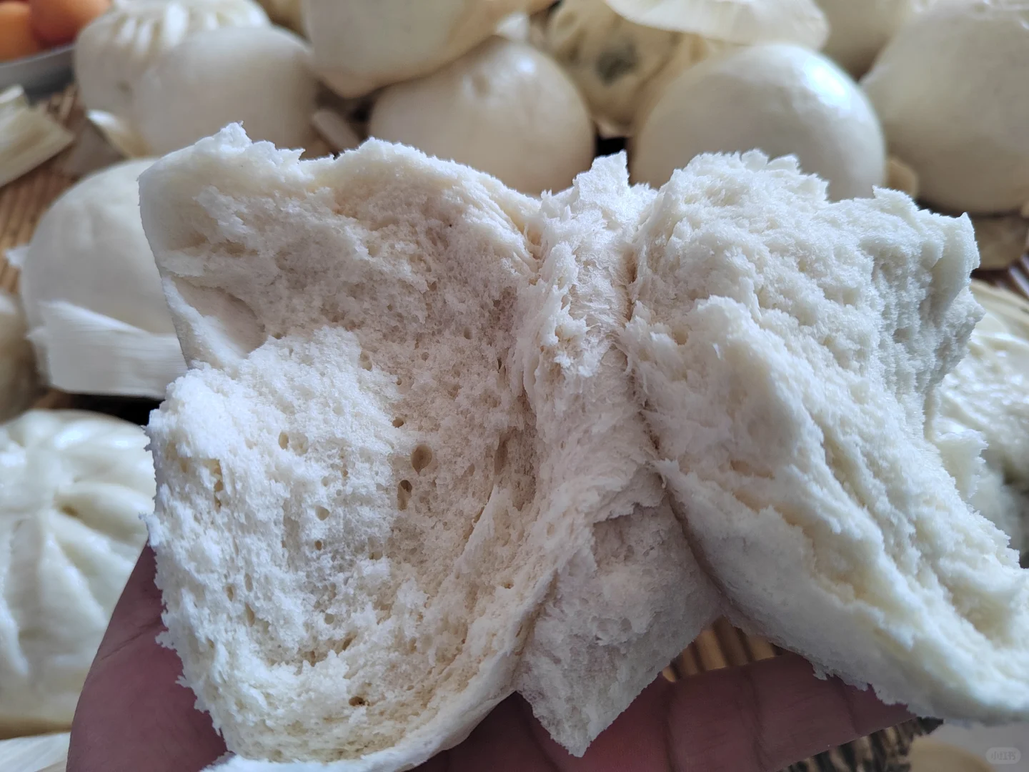 无任何添加的自磨面粉，小时候的味道！