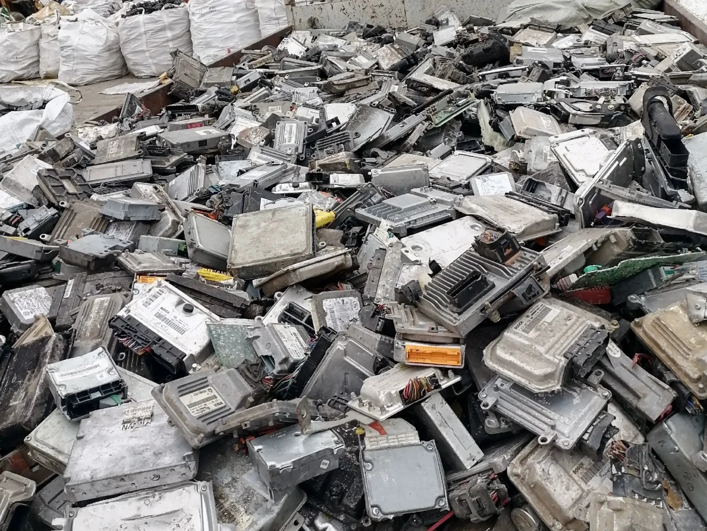 上午收货，下午分拣，夫妻俩一天挣1200不难