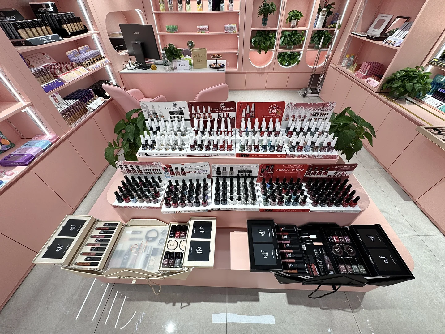 义乌20年彩妆工厂｜大额定制订单看这里