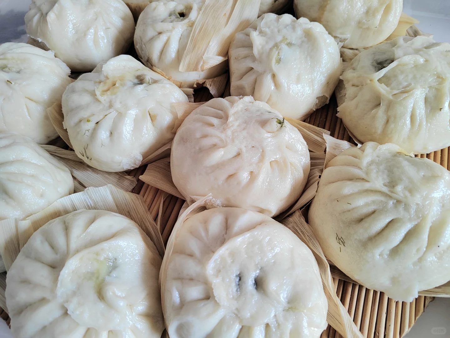 无任何添加的自磨面粉，小时候的味道！