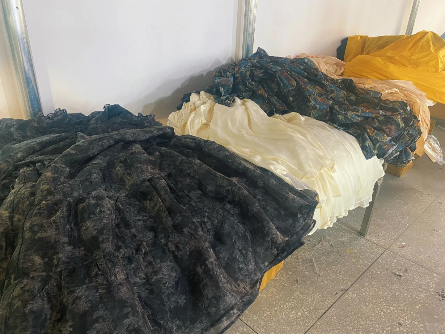 ??美国服装品牌找中国服装工厂详细指南