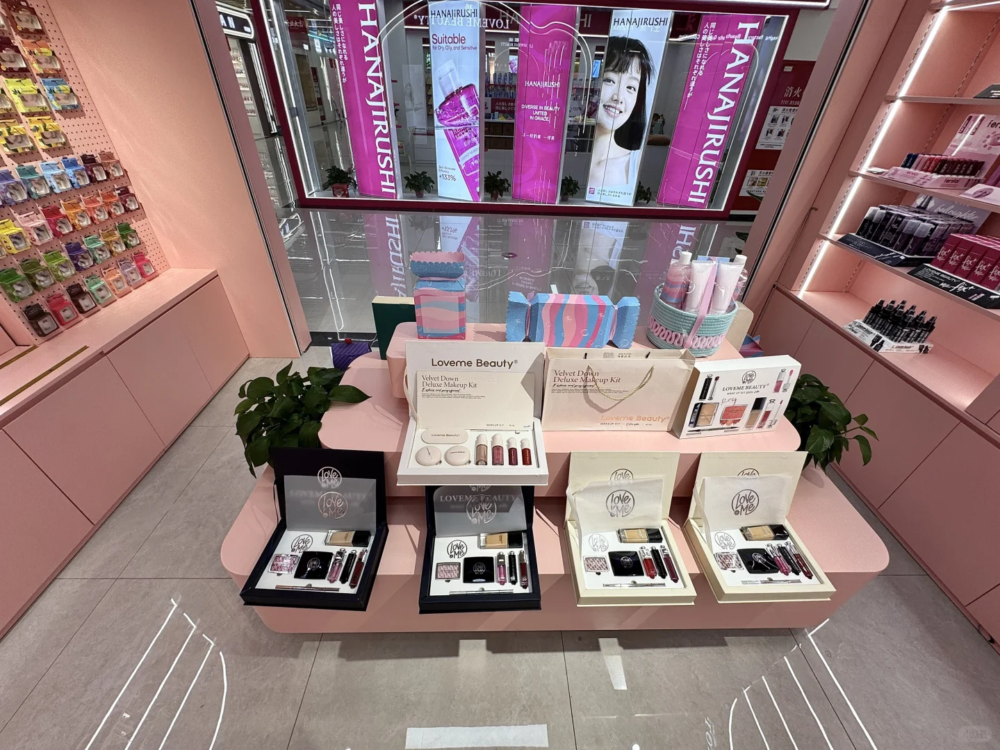 义乌20年彩妆工厂｜大额定制订单看这里