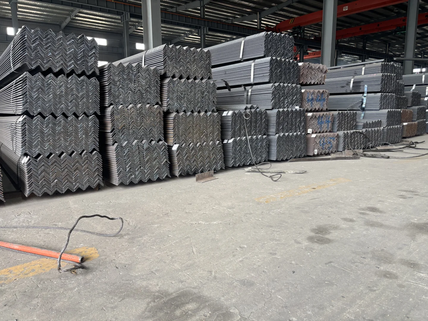 都是钢材，为什么价格差这么多？