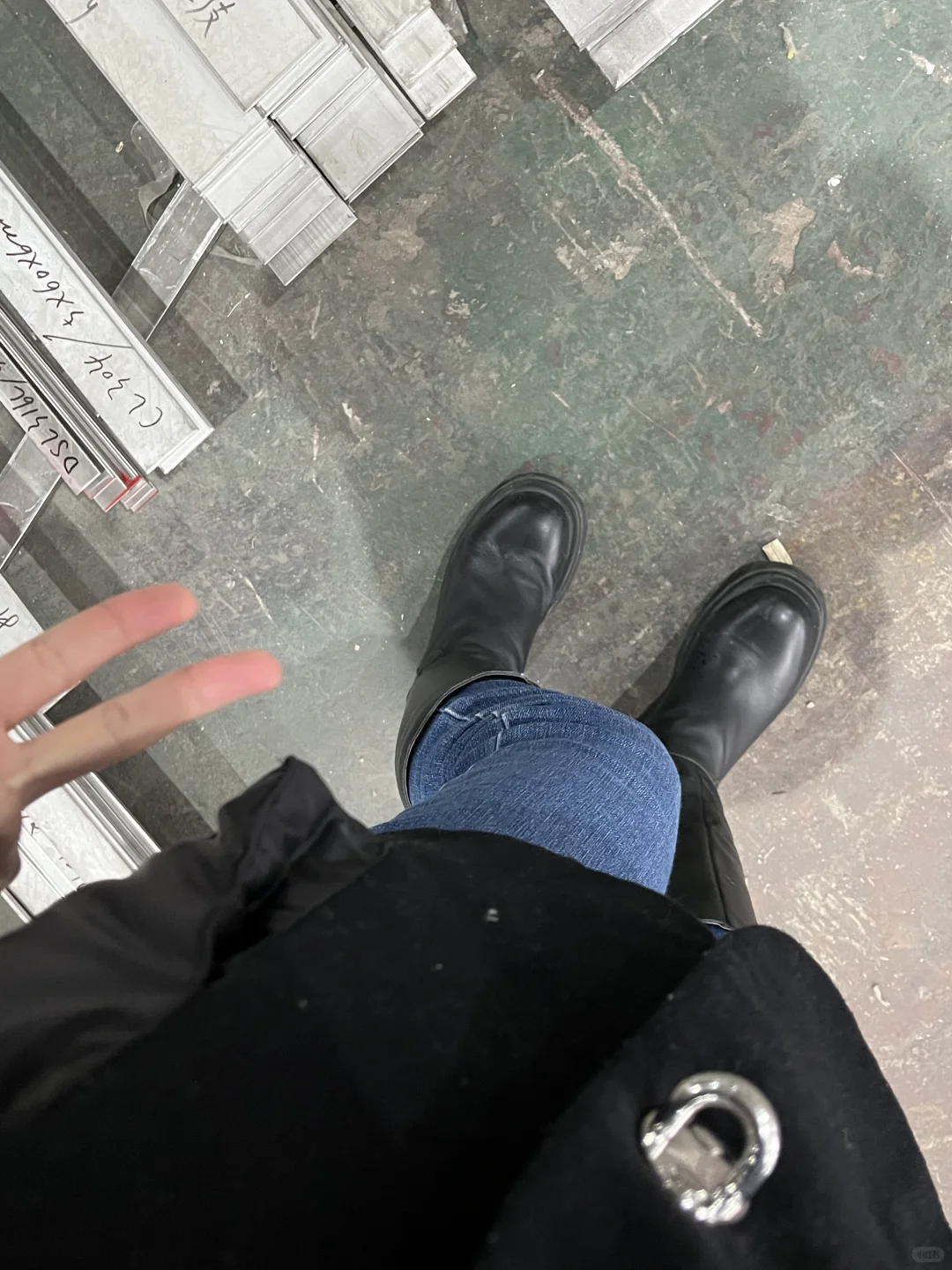 00后毕业女大钢材生卖钢第419天?