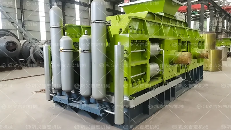 石料场选择对辊制砂机除了价格还应关注什么