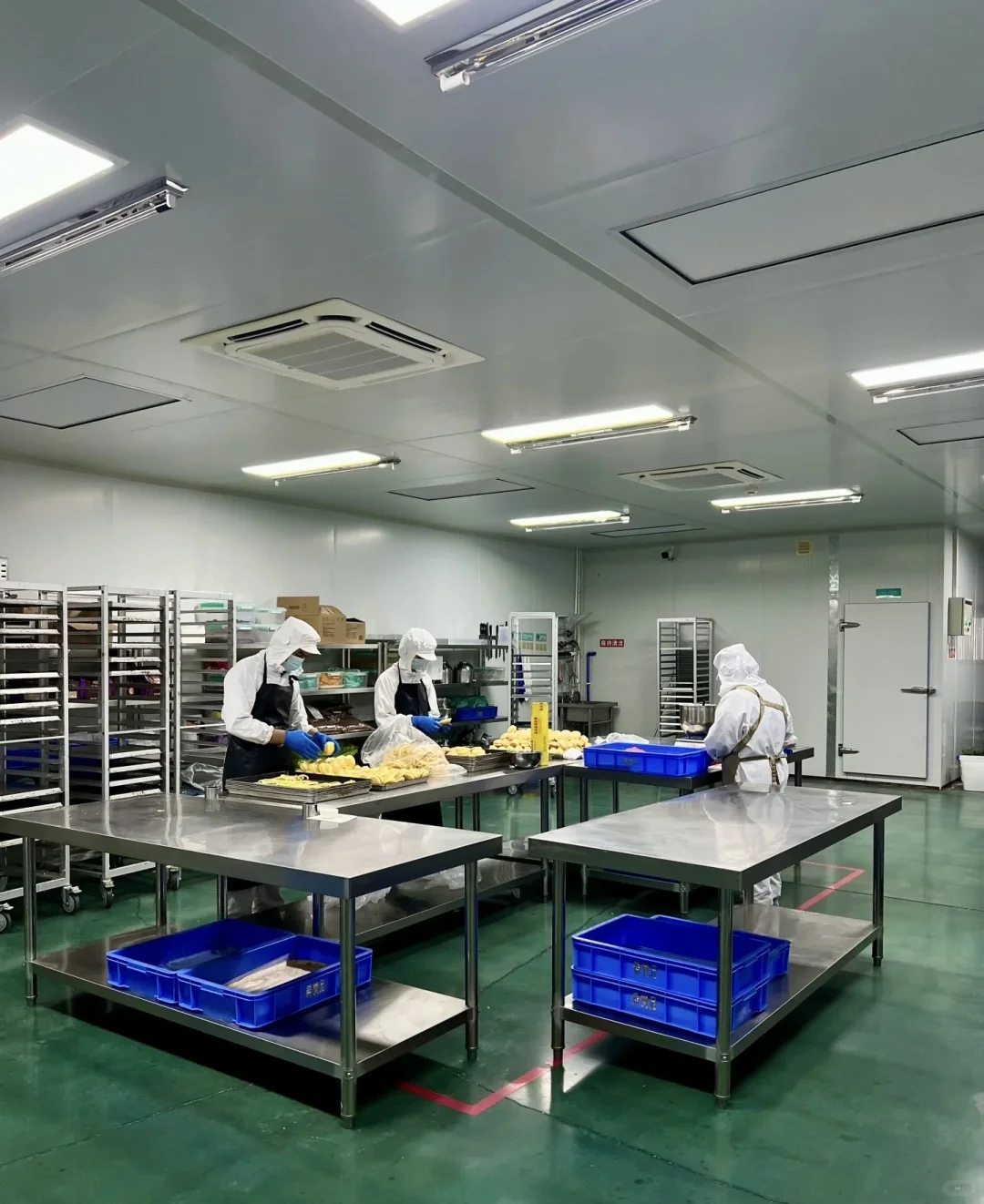 一周只上四天班的正式工食品厂～