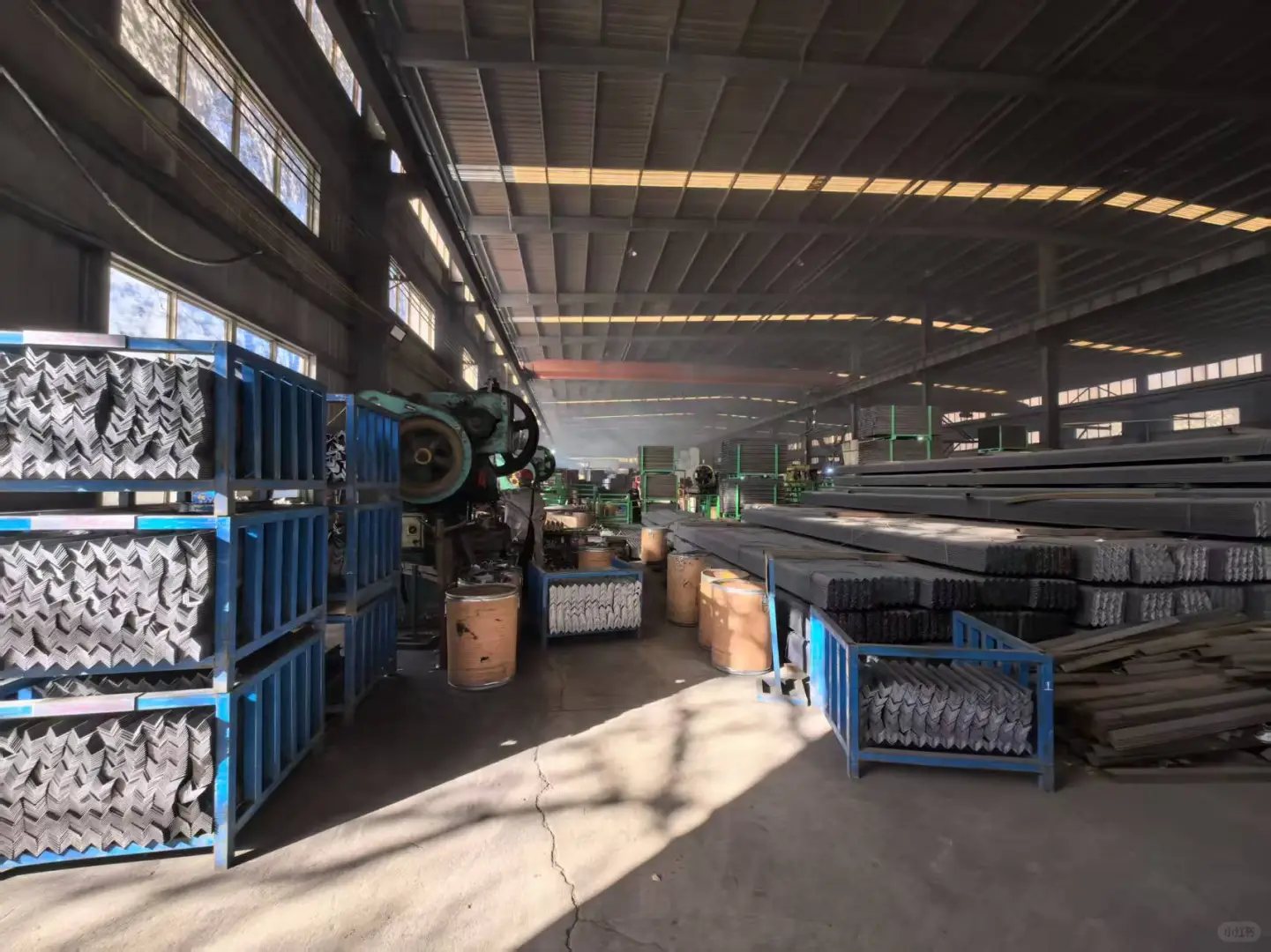 新品售卖：货架