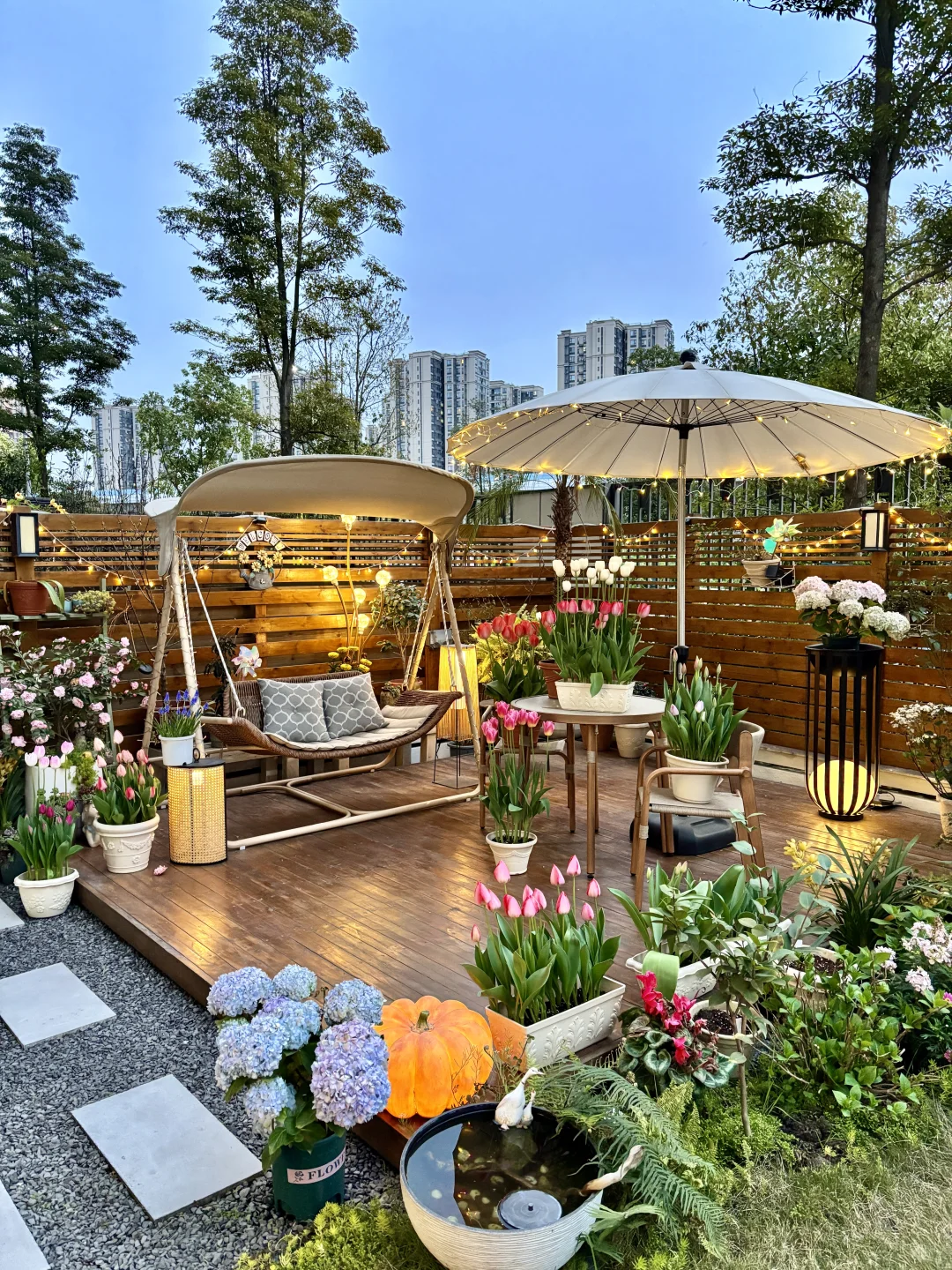 讲真，有这样的院子我能呆1年不出门！?