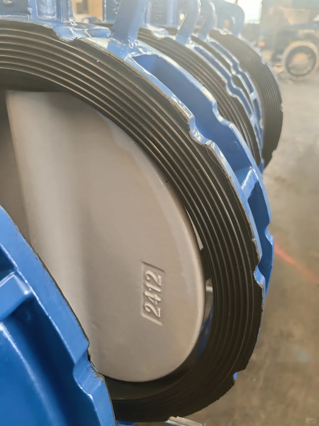 今天再走一批蝶阀