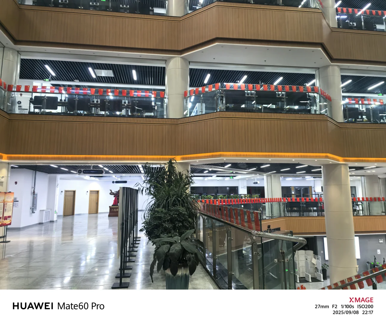 10点半的哈工大图书馆～