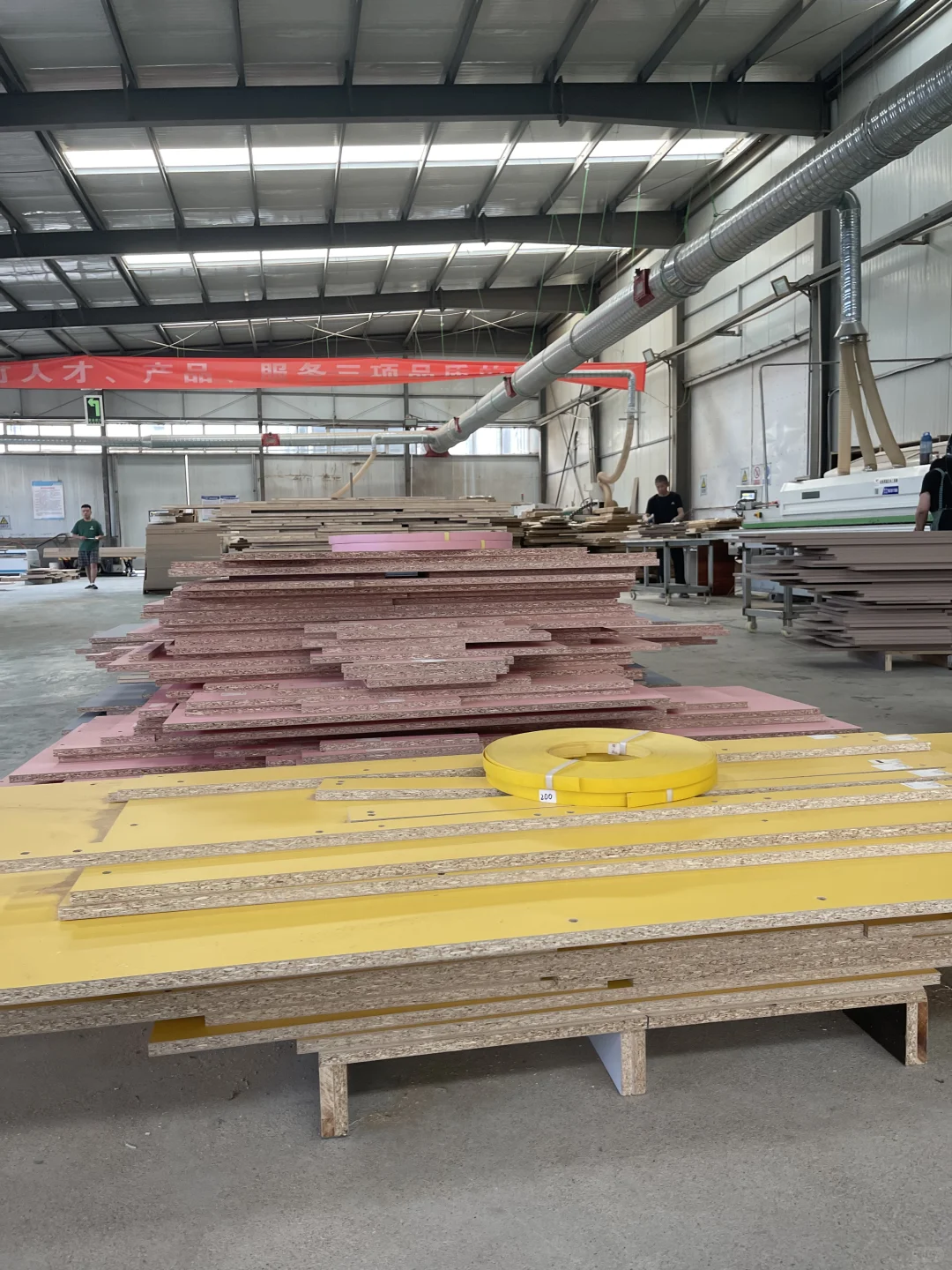 太原宝藏及全屋定制工厂?